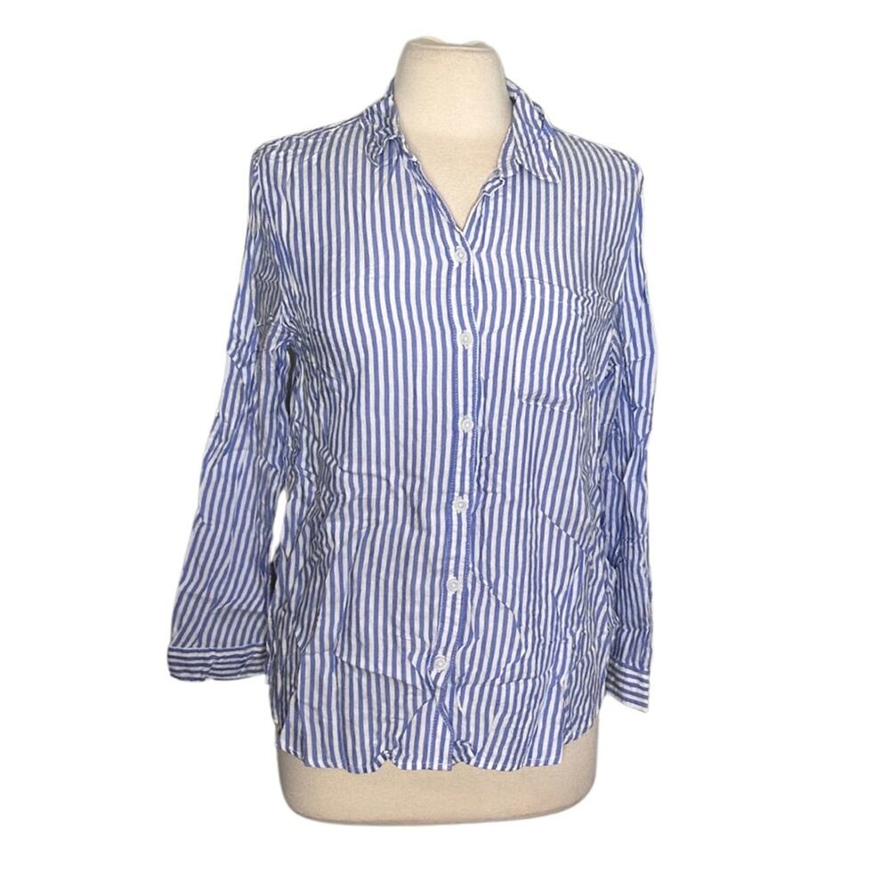 Beachlunchlounge Blue White Pin Stripes Button Up Super Soft Blouse C32